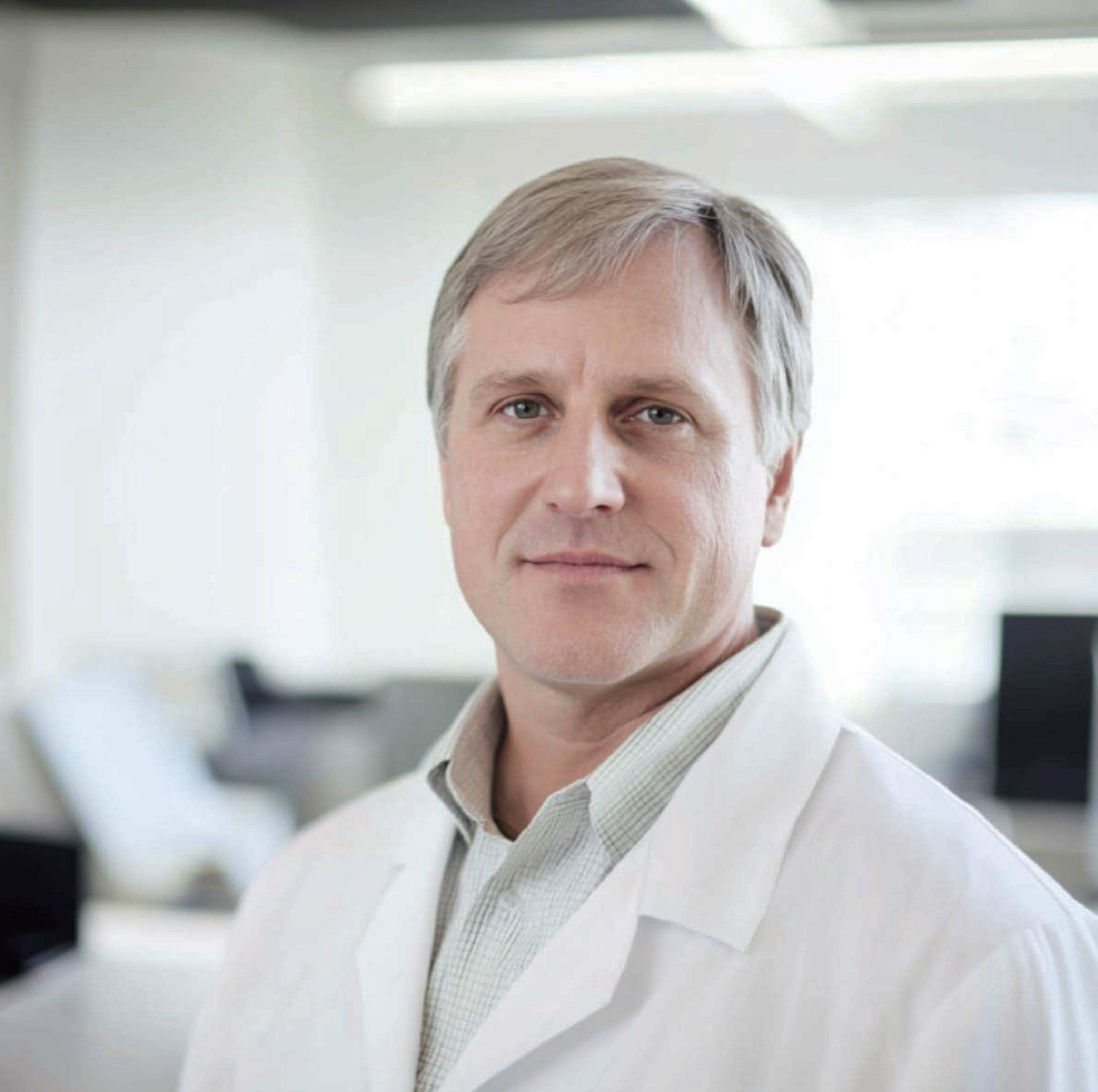 Prof. Emer (Dr. Amr)